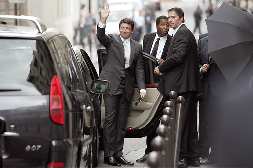 Marié comblé, invités VIP... Retour en images sur le mariage de Patrick Bruel et Amanda Sthers