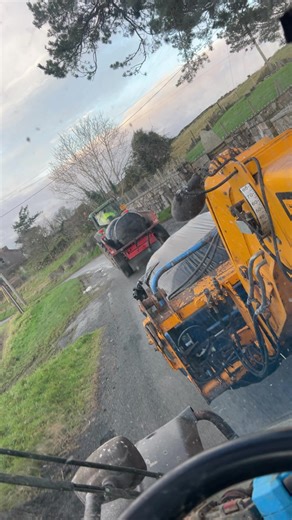 Winter Cattle Feeding Techniques on Dairy Farms