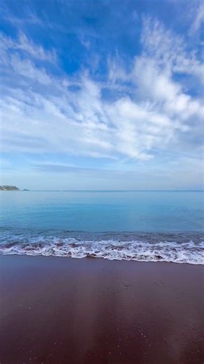27K views · 395 reactions | Nothing beats autumn beach walks along our beautiful South Devon coast. ️ Hollicombe Beach, Paignton https://www.englishriviera.co.uk/ #autumn #beach #englishriviera #devon | The English Riviera | Facebook