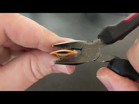 Bassoon Reeds- Adjust your wires + the Magic Fingers Trick!