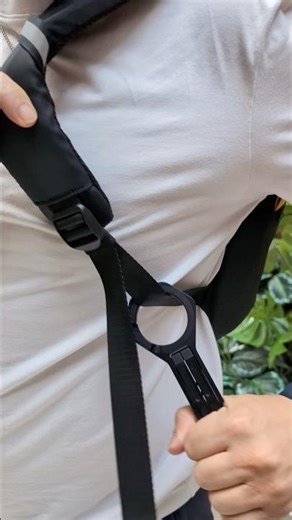 NEEWER DS027 Review – The Pocket-Size MagSafe Stand Every Creator Needs!