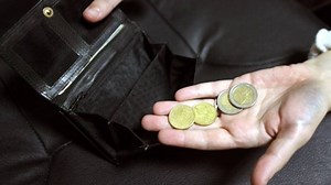 Ανοίγει ο δρόμος για μειώσεις στους συντελεστές ΦΠΑ | ΤΑ ΝΕΑ