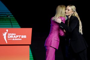 2025 WNBA Draft Outfits: Ranking best-dressed star prospects on orange carpet