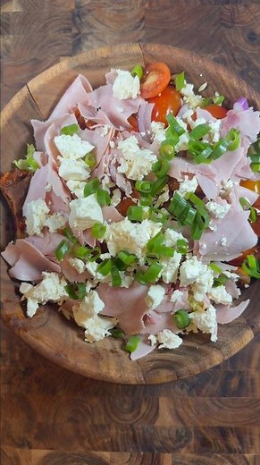 Delicious Pasta and Ham Salad 🥗