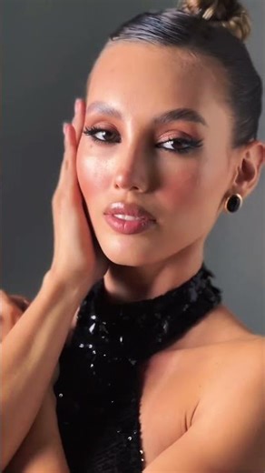 Natalia Montoya - modelo profesional en Medellín | Agenzi Models