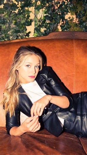 ❤️Melissa Benoist Fan ♥️ on Instagram: "My Queen 😘😍 #melissabenoist #melissabenoistedits #melissabenoisttürkiye"