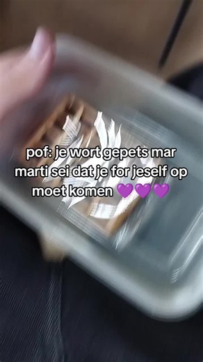 so naar mumzelz django #fyp #pesten #eten #wafel #chocola