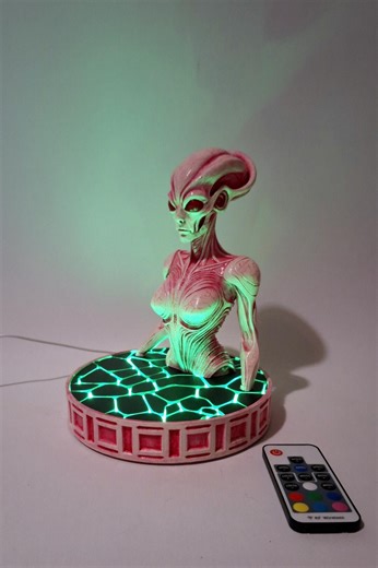 RGB Illuminated Alien Diorama: Sci-fi Collectible - Etsy