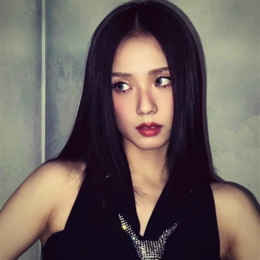 I know I am late!! 🥂 #blackpink #lisa #jennie #rosé #jisso #blink #kpop #subscribe #shorts #trend