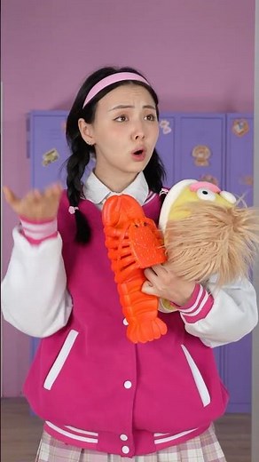 Wrong Slippers! 😱