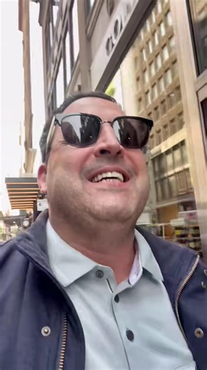 192K views · 5.7K reactions | I'm over here getting all worked up, MO! You better pinch me for being too handsome 奈 #NYC #LilMo #HowYaDoin | LIL “MO” Mozzarella | Facebook