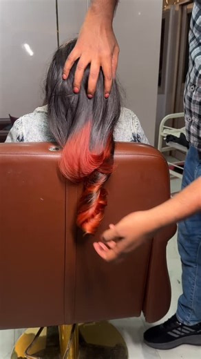 𝙋𝙍𝘼𝙏𝙄𝘽𝙃𝘼 𝘿𝙐𝘽𝙀𝙔 on Instagram: "Ombre hair colour technique"