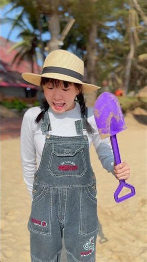 The end for the naughty girl 🦀😂 #shorts