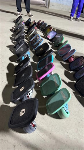 20251116 午後練習飄移板 趁著秋天的涼爽時光， 桃園飄移團的老人們， 一起出來活動筋骨了。 #飄移板 #假日 #運動 | Ken Lu | Facebook