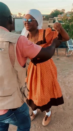 Ingedans in die Nuwe Jaar met A’neef Klaasman