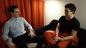 Hier kommt das Interview, das alle Interviews beenden wird: Berlin trifft auf Denver. | Netflix