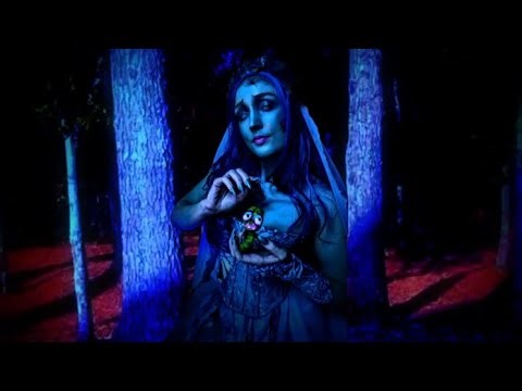 ✨💀💙ASMR Corpse Bride Roleplay🦋💙✨ whispers-fluffy mic scratching-hand movements