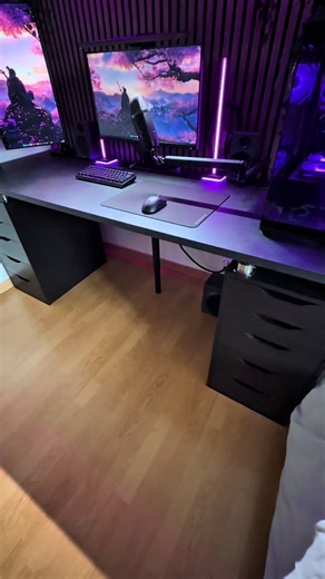 Cozy Pink and Black Gaming Setup Ideas