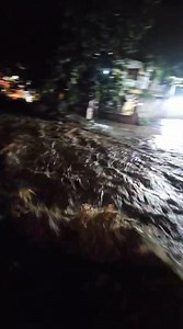 Mardi 23 septembre Nous sommes en vigilance orange faites attention -image de la rivière à Baillif qui est sortis de son lit (image d internaute ) | canal 10