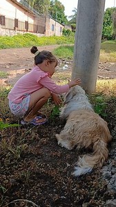 Ella Kiere Que Le De A Luna &Tonillo no kiere uno 🤣🤣 #relsviralシ #florenciocardona #Karlita #momentos | Florencio Cardona