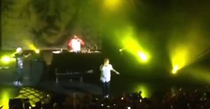 Watch Mac Miller Debut His New Song "Matches" Live in Sydney, Australia