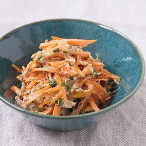 ブロッコリースプラウトとにんじんのツナマヨ和え 作り方・レシピ | クラシル