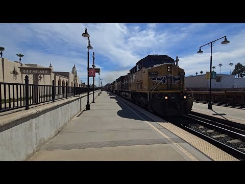 A774 and Union Pacific At Glendale Station.