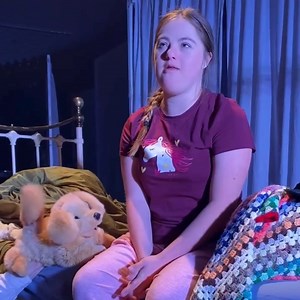 Meet Lily, the incredible actress who plays Kate in Spark LIVE. As she says, get your tickets now! This is a beautiful journey of love and hope exploring the incredible bond between a human and her horse. Spark LIVE is a highly accessible production for all audiences, and in particular, those with Profound and Multiple Learning Disabilities. https://www.aaf.co.nz/event/spark-live Video description: Lily is dressed as Kate with a white blouse and a long green skirt flowing behind her. She is hold