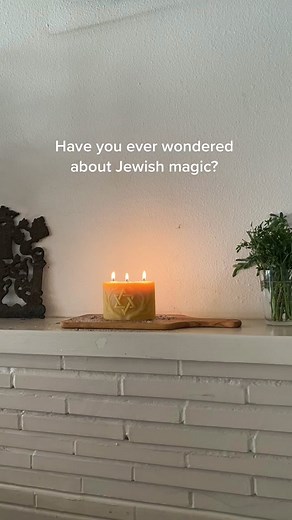 Tag someone who wants to learn about Jewish magic & ask away 🌙✨ #jewish #jewitches #magic #witchtok #judaism #mythology #folklore #folkmagic #torah