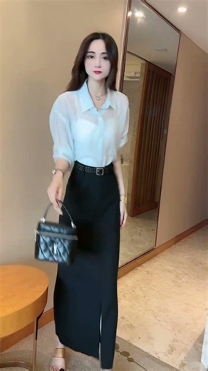 The Ultimate Korean Slit Skirt Outfit Ideas 🇰🇷💃 #KoreanOutfits #OOTD #FashionHacks #Shorts