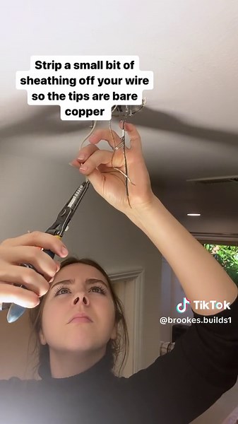 Ever wanted to switch out a light fixture? Save this video for later when you need it! . . . Follow for more tips and tricks! #diy #electricity #electrician #sparky #DIY #fixtures #lights #lighting #quickfix #construction #hack #howto #tipsandtricks #inspo #homeinspo #home #homerenovation #homeremodel