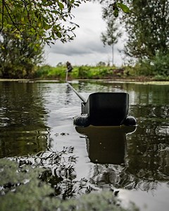 65K views · 509 reactions | The Bushwhacker Baiting Pole, be Spot On!   Head to your local Nash stockist to check out the Bushwhacker range, including the new Bushwhacker Pro & Pro XL  #NashTackle #NashBait #Bushwhacker | Nash Tackle | Facebook