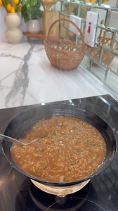 Purslane Soup - شۆربای پەڵپینە👩‍🍳🌸 English ⬇️ عربي الرجلة، العدس، البصل، معجون الطماطم، السماق والملح. Ingredients: Purslane, Lentils, Onion, Tomato Paste, Sumaq And Salt. #الرجلة #purslane #postelein #پەڵپینە | Novins Kitchen