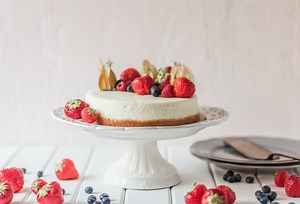 SNSやLINEでケーキをプレゼントする方法！おすすめのケーキを9選ご紹介。住所を知らない方への贈り物に！