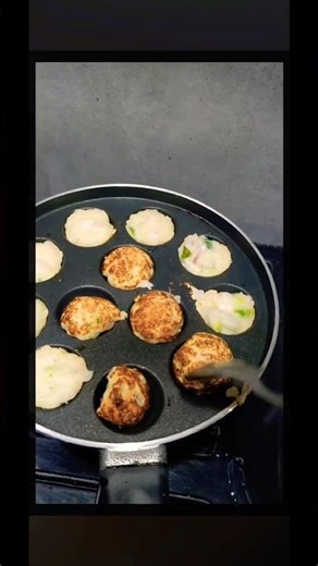 5min appe recipe #quickfix #breakfastrecipe #loaded veggies #suji #curd #eno #paniyaram #ytshort