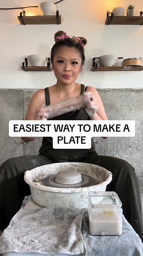 Tips to make a plate!! #pottery #potterywheel #potterywheelthrowing #potterytutorial #potterytips