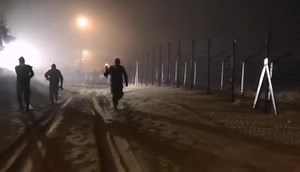 BSF honoured the war heroes of 1971 war today in style! 180 km baton relay race was run by 930 BSF boys and girls in the mid night at international border and completed in less then 11 hours. | Kiren Rijiju