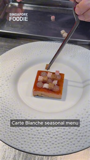 Must-visit MICHELIN star Modern French Omakase-style restaurant in Singapore 😍 Watch as @middleclasssg visits this renowned spot serving contemporary French cuisine that will leave a mind-blowing experience like no other 🍽️ Now you can - with the HSBC Live Credit Card! Find out by searching "HSBC Live Dining” or simply head to 👉🏻 https://bit.ly/4eTVNrD to discover how you can live it up to the fullest with the Live Credit Card where you can indulge in fantastic dining deals 🌎 Plus, enjoy 15
