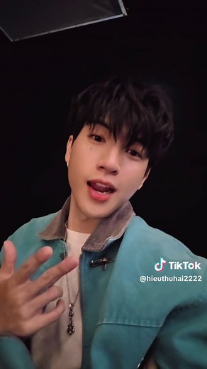 HIEUTHUHAI nhạc mới, album & thông tin fan – ai cũng phải bắt đầu từ đâu đó