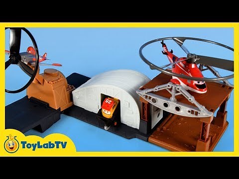 Planes Fire and Rescue Toys with Riplash Flyers Rip ‘N Rescue Playset Toy Opening