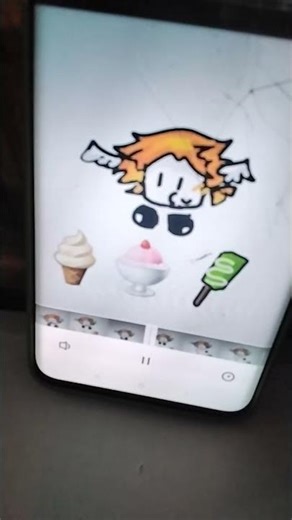 Two time eatting ice cream!(phoenix skin)#forsakenroblox#twotime# btw i made ts ok?