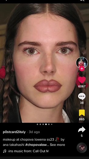 Futuristic Alien Bae Lip Makeup Tutorial