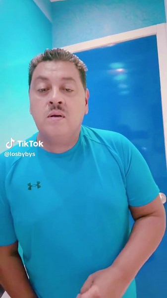 Tus labios de rubi: La nueva canción de Los Bybys