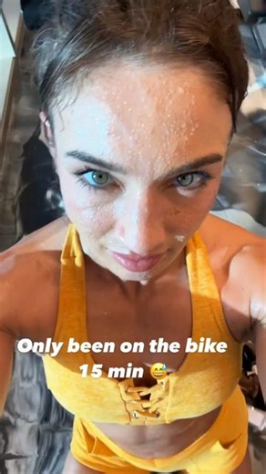 Sweaty Women on Instagram: "Sweat beads 殺 #sweatingbeauties #sweatitout #sweatchallenge #sweatyface #gymgirl #gymaddict #gymworkouts #gymmotivation #hotweather #hotmess #workout #fitgirl #fitnesslover #cardio"