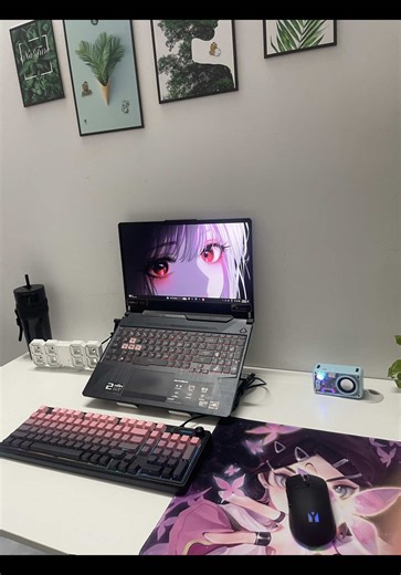 Setup với laptop nhỏ gọn 1 góc chill đá f04 mỗi tối 😂 #setup #setupgaming #decor #xuhuong #setuplaptop