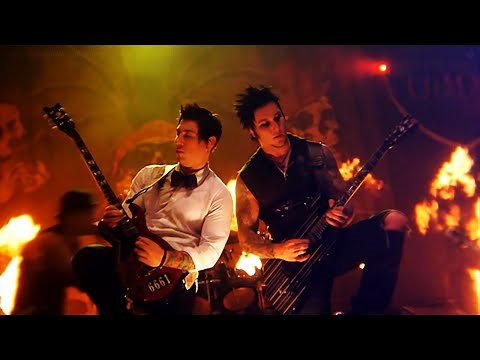 Avenged Sevenfold - Bat Country | Live In The LBC 2008 [HD]
