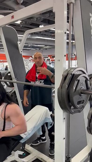 #nataliakovaleva #wingsofstrength #chestday#girlswholift#strongwoman#ifbbpro#fbb#womenwithmuscle