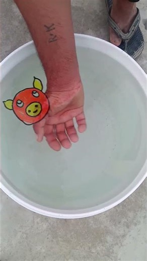 What a drawing 😍 Pig 🐖🐖 ll Making on hand ✋ II water 💦💦 on foloting, Shrot Drawing 🤩 funny 🤣 #video