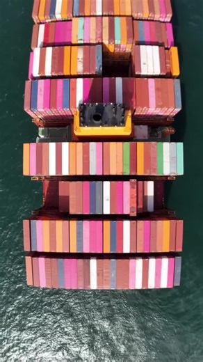 #hapaglloyd #vessel #shipping #seafarer #logistics | Hapag-Lloyd AG