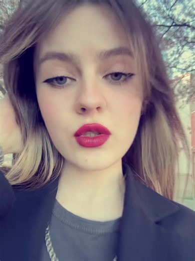 Vidéos de >3 (@wnxx.vv) avec suono originale - kcpm.bz𖣂